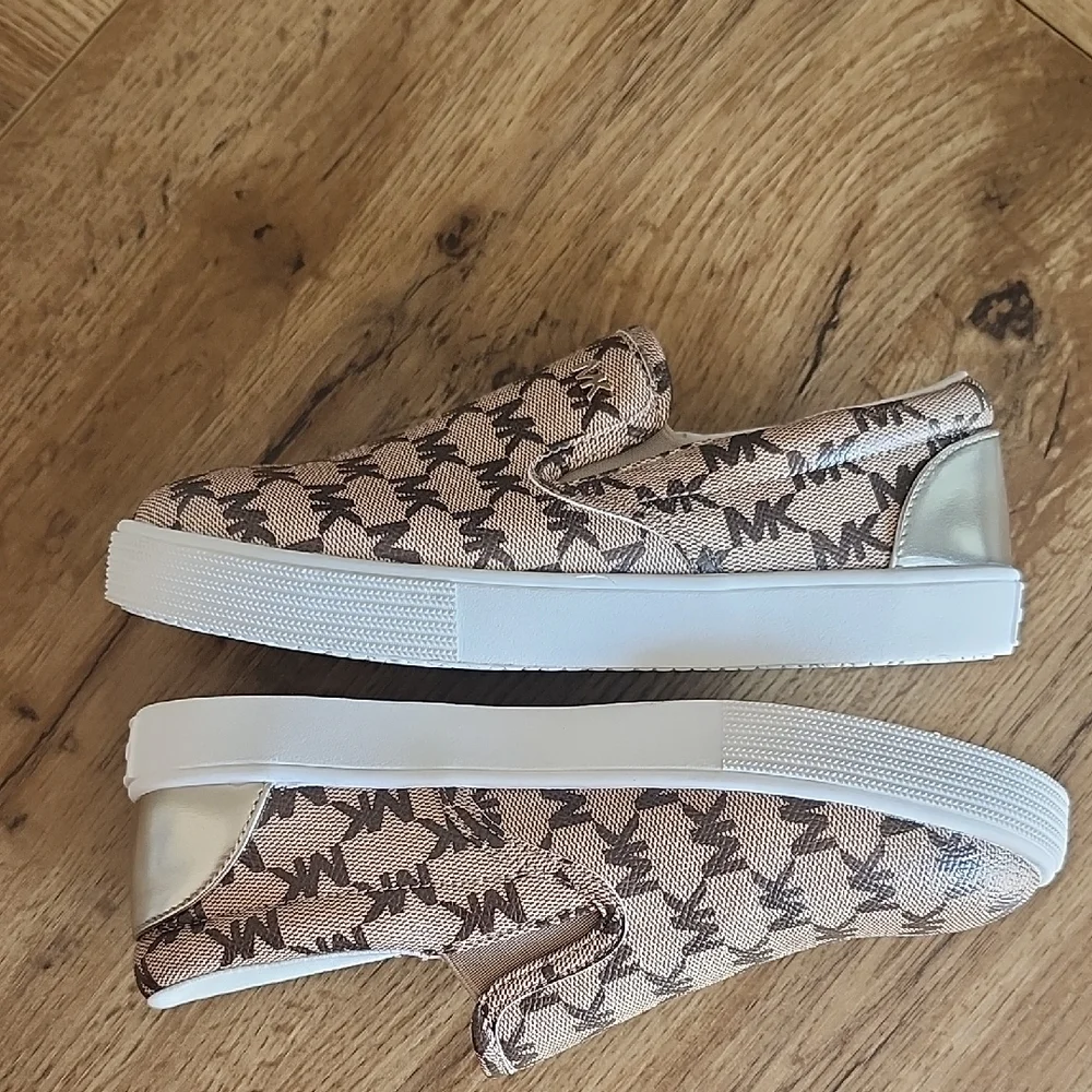 Michael Kors Tan Slip-On Kids Shoes Size 3